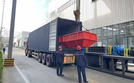 中國製造撕碎機發往巴基斯坦